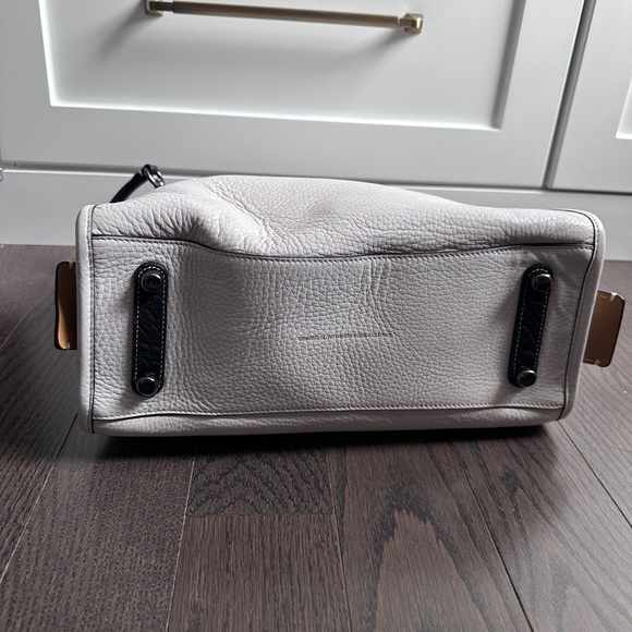 LIMITED EDITION Coach Rogue Bag / 1941 N2 RG-20315/  White with Dark Hardware - Picture 7 of 16
